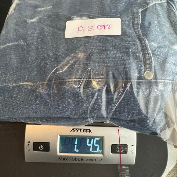 Torrid 18S Boyfriend Straight Distressed Vintage Stretch Jeans Medium Wash - Picture 12 of 12